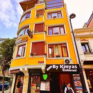 By Kinyas Otel