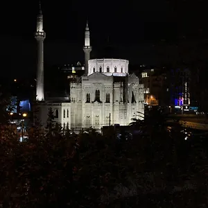 Aram Edessa Отель